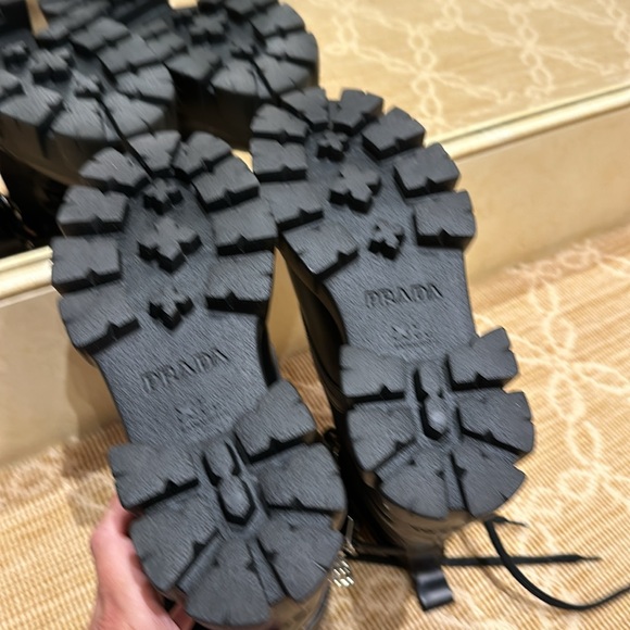 Like new Prada Monolith Motorcycle Boots size 40 / 10 - Picture 2 of 3